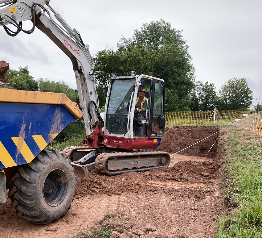 The Bank, Accessible accommodation in Herefordshire, lakeside retreat, fully accessible holiday