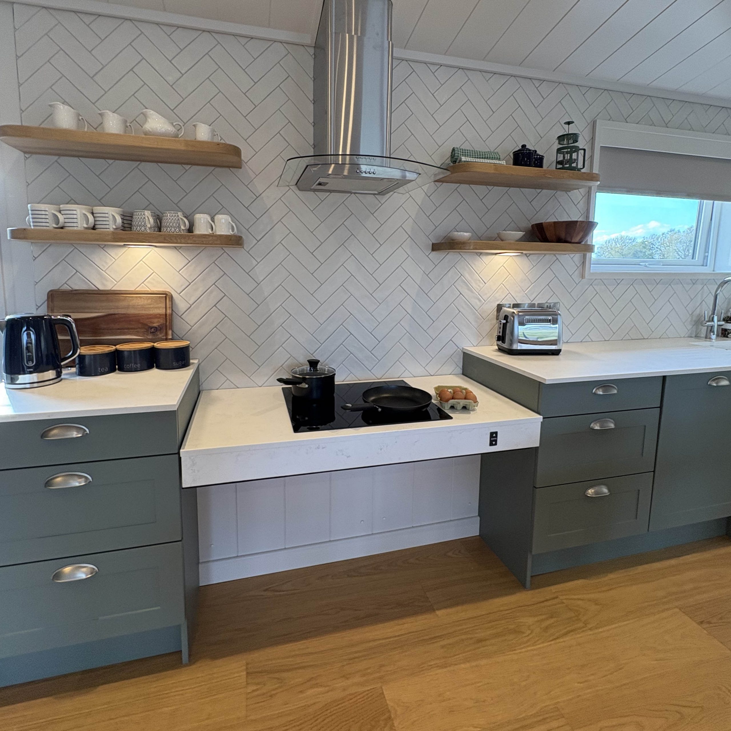 The Bank, Accessible accommodation in Herefordshire, lakeside retreat, fully accessible holiday