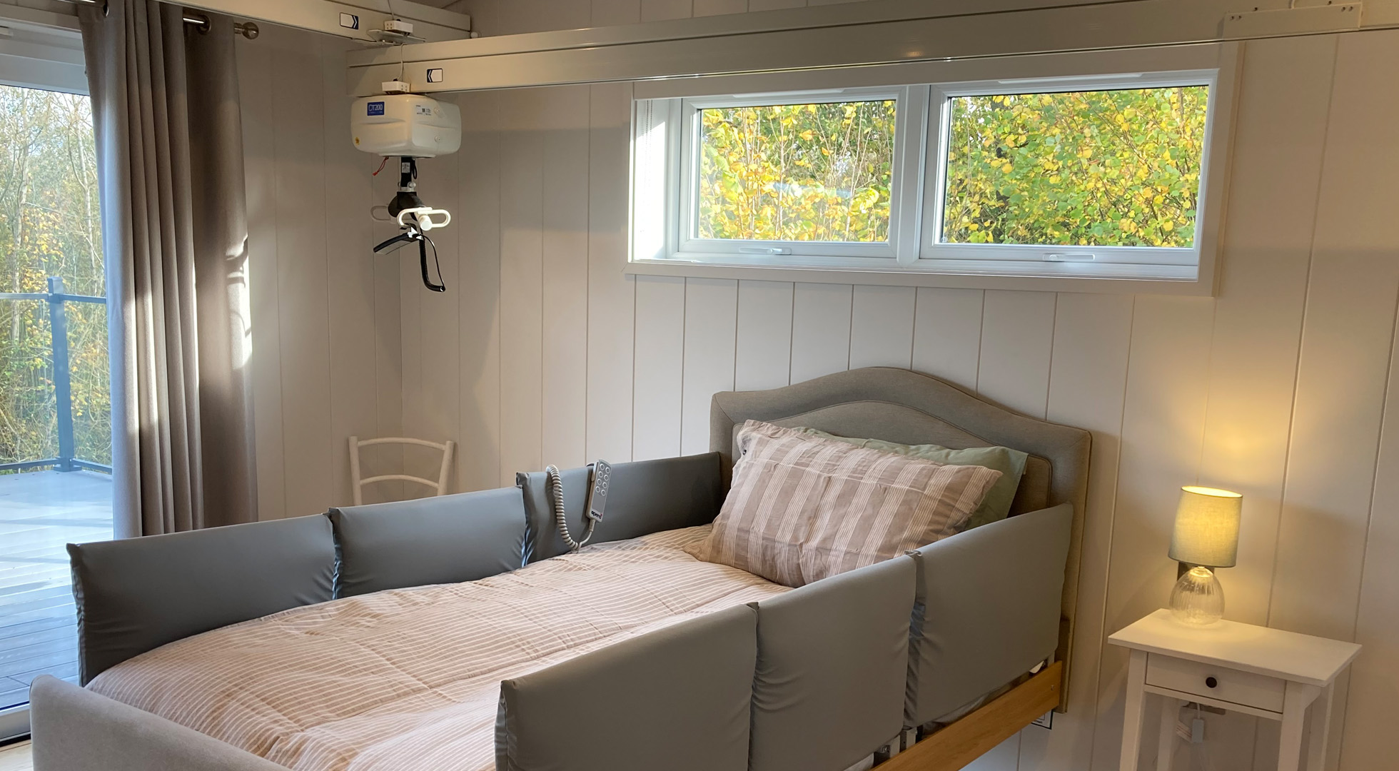 The Bank, Accessible accommodation in Herefordshire, lakeside retreat, fully accessible holiday