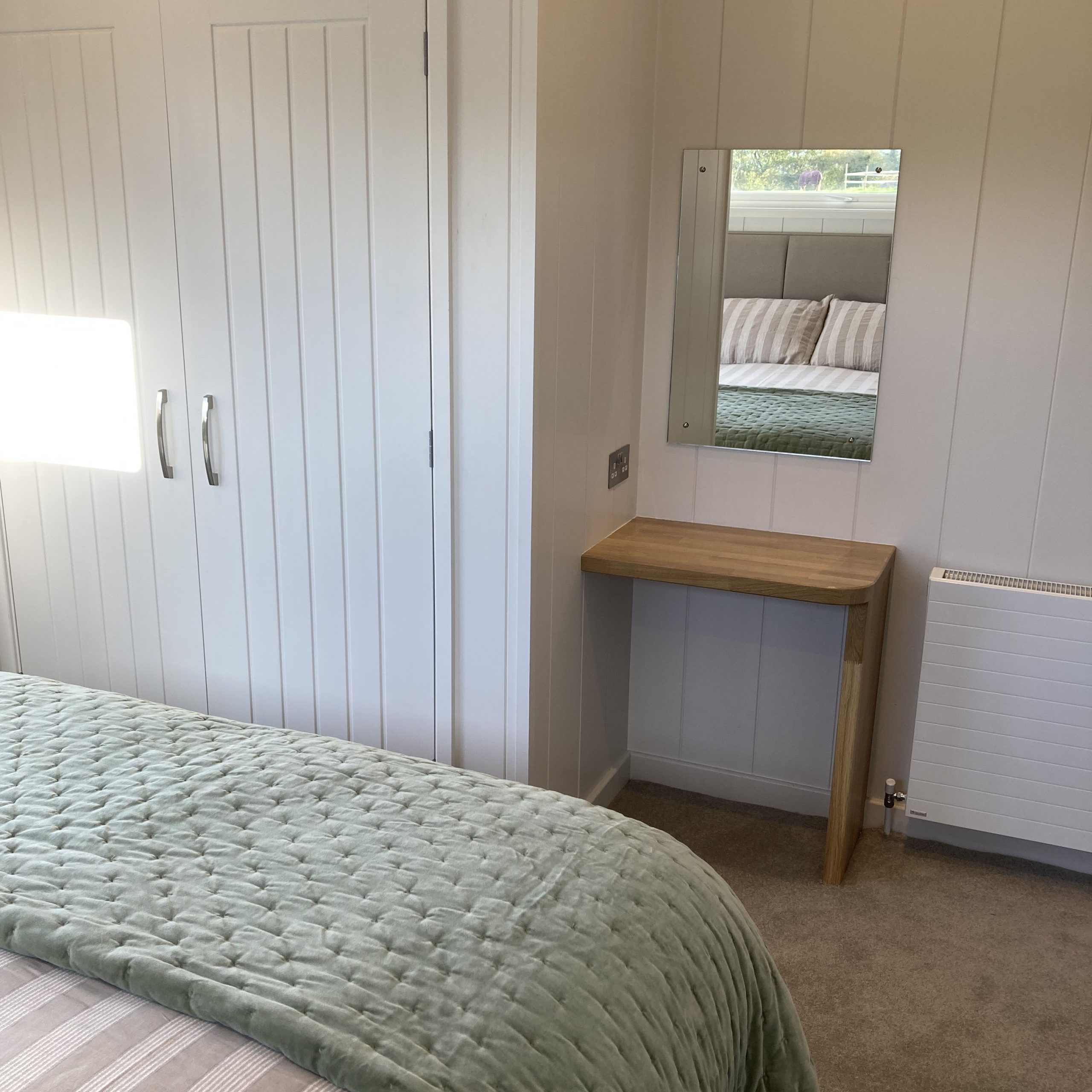 The Bank, Accessible accommodation in Herefordshire, lakeside retreat, fully accessible holiday